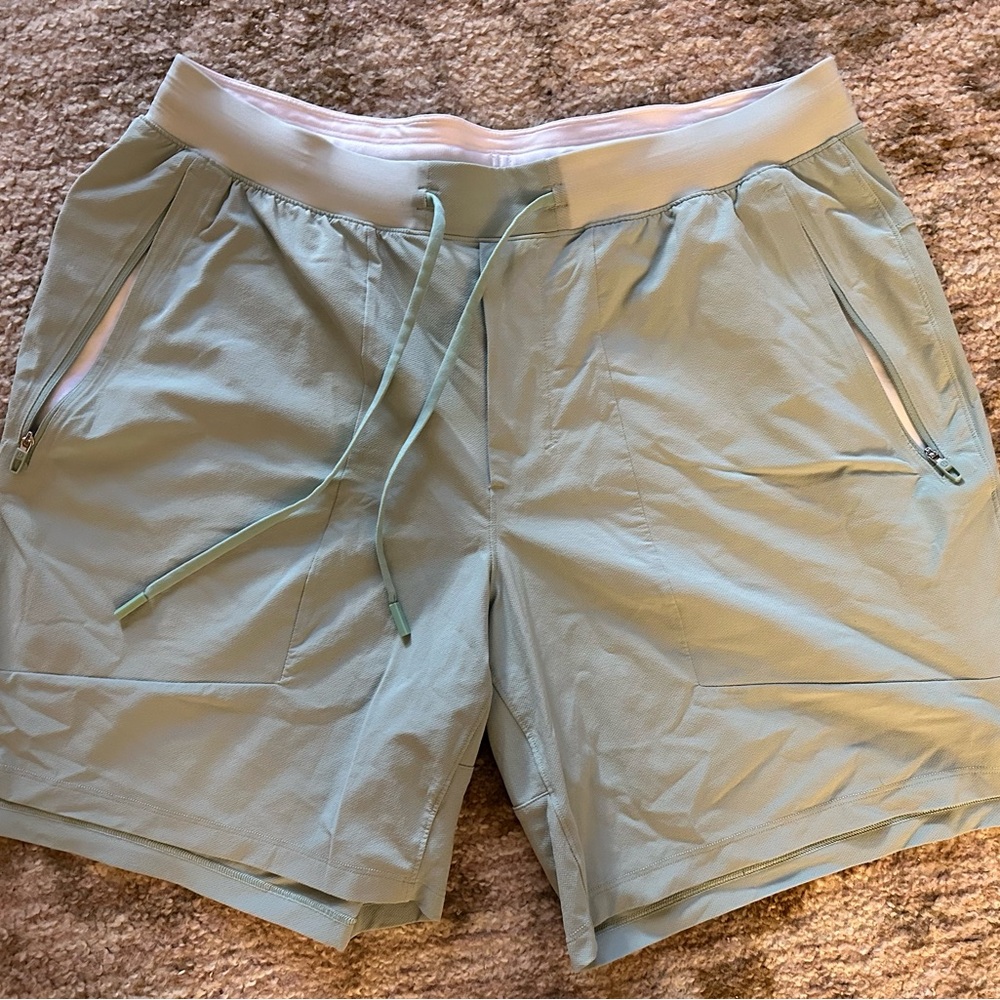 Lululemon License to Train XL Shorts (7in inseam)